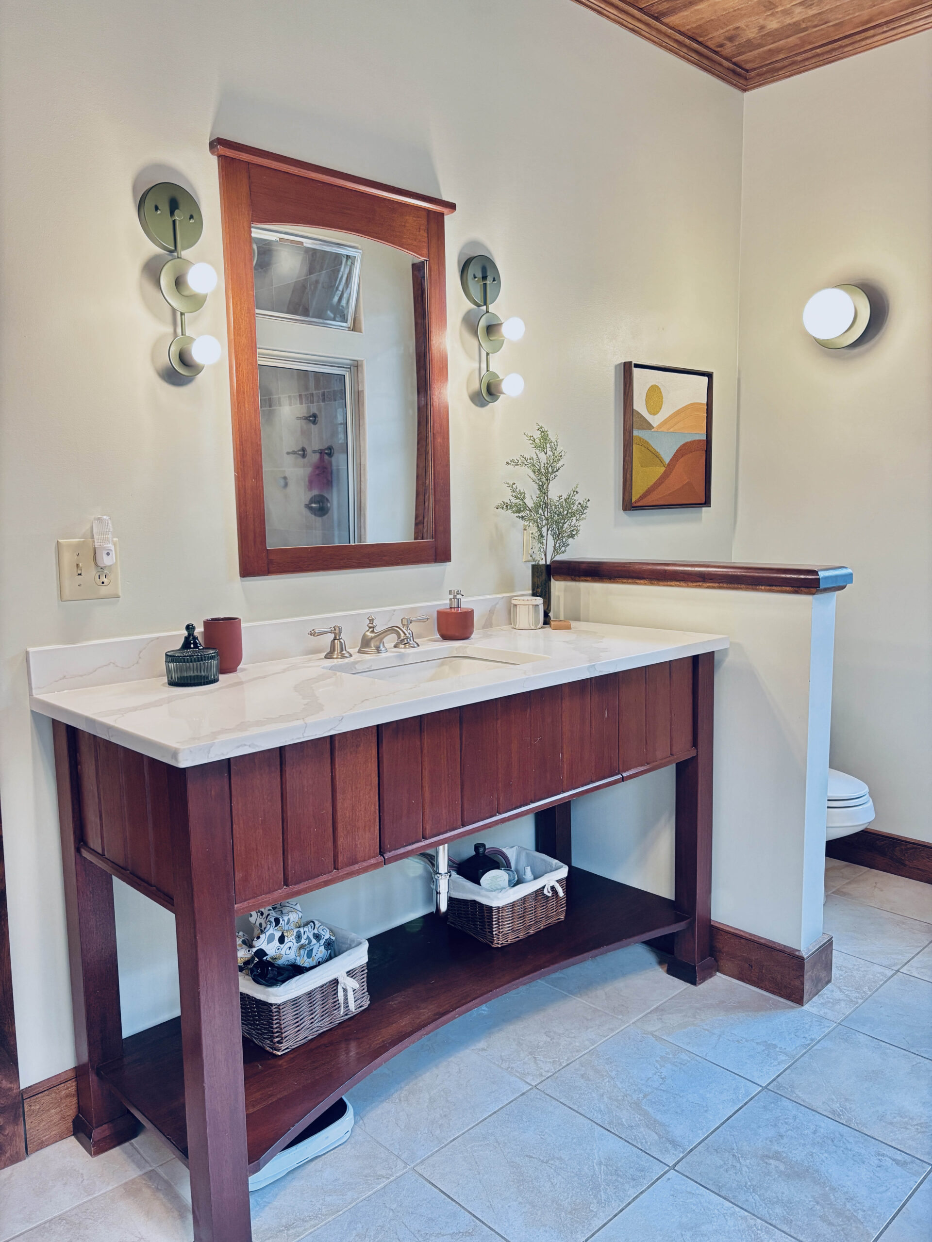 Master en-suite bathroom with large vanity, hair dryer